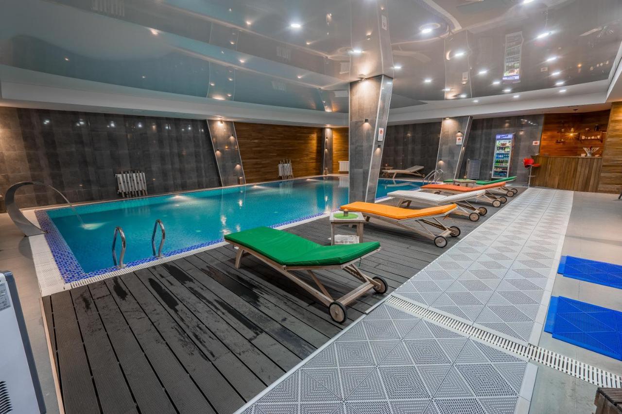 Gudauri, Atrium Suites Buitenkant foto